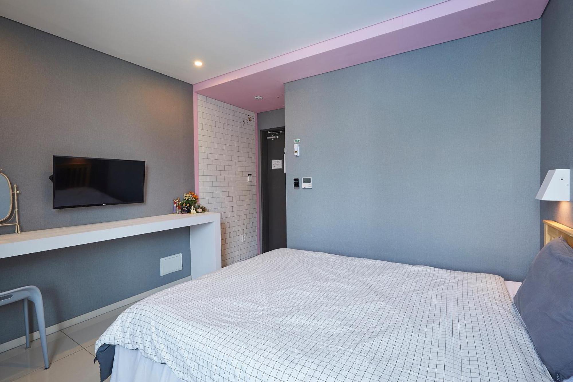 Red-Lighthouse Guest House Sokcho Habitación foto